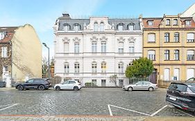 Apartments Direkt Am Staatstheater,Modern,Zentral,Ruhig,2 Zimmer,Netflix,Privatparkplatz Auf Dem Hof
